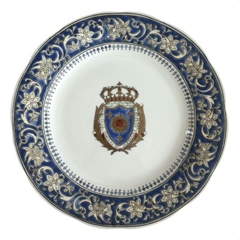 Vintage Porcelain Plate Château de Versailles Crest Textured Decorative Plate - Picture 3 of 7